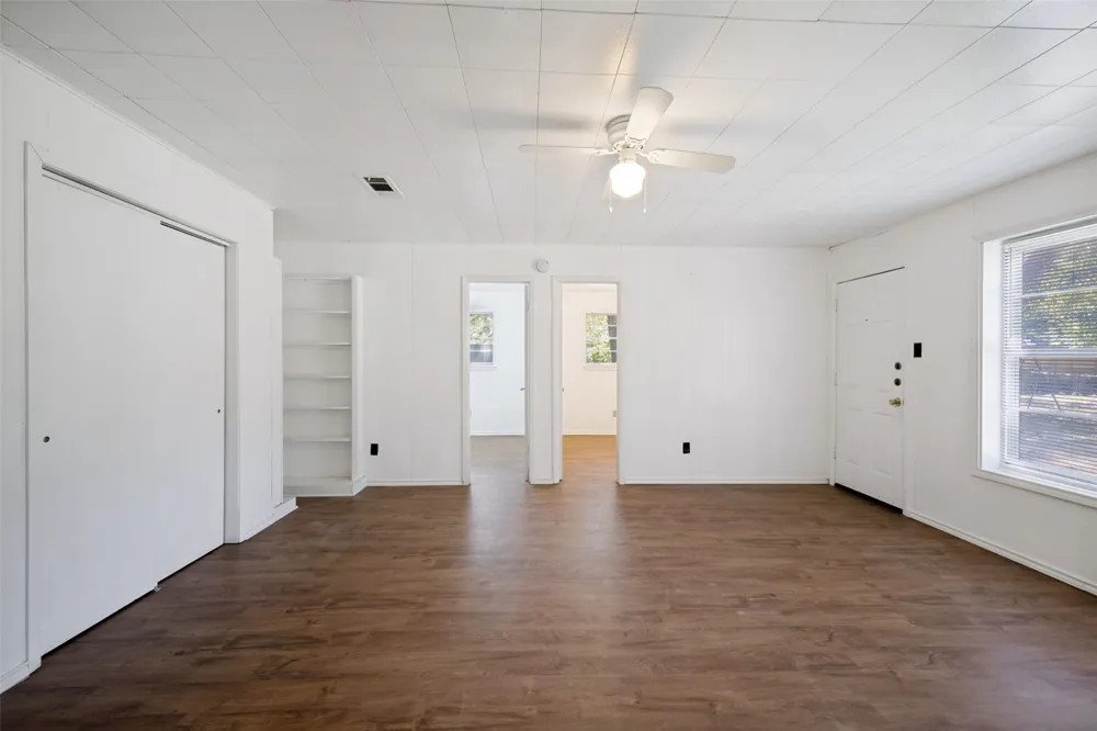3214 Avon Street Denton, TX 76209