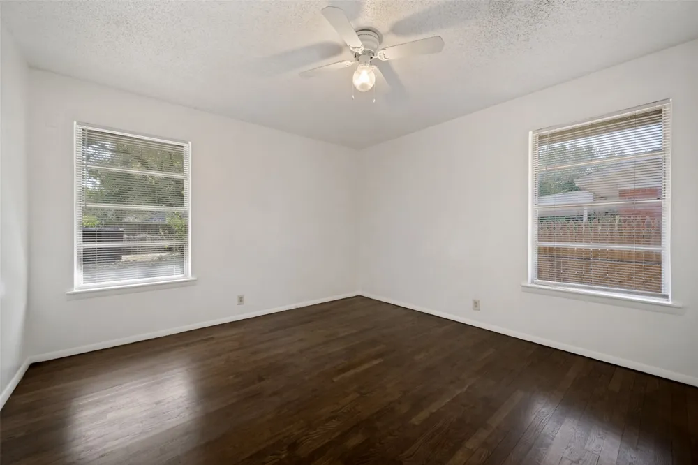 3214 Avon Street Denton, TX 76209