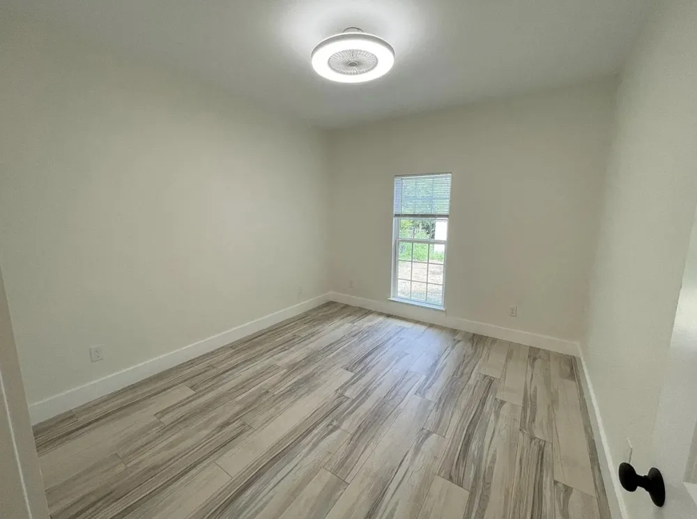 115 E 8th Street Weatherford, TX 76086