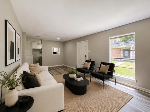 4537 Dakota Street #1