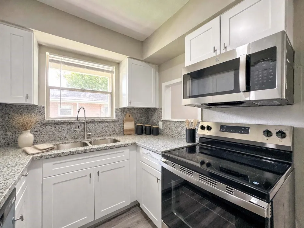 4537 Dakota Street #1 Dickinson, TX 77539