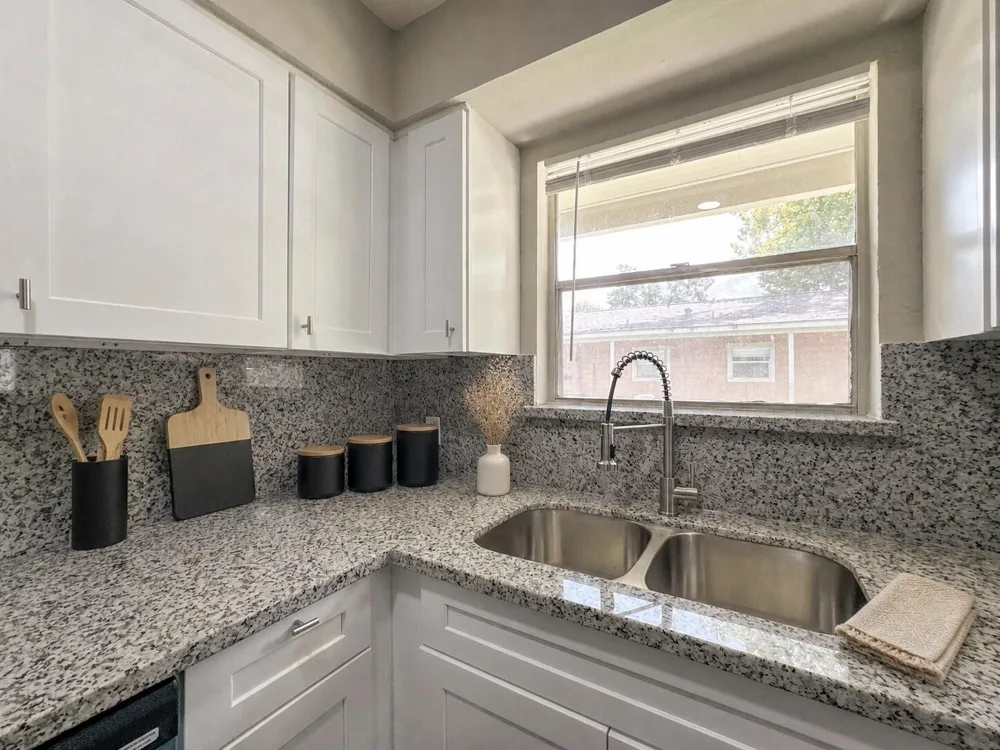 4537 Dakota Street #1 Dickinson, TX 77539