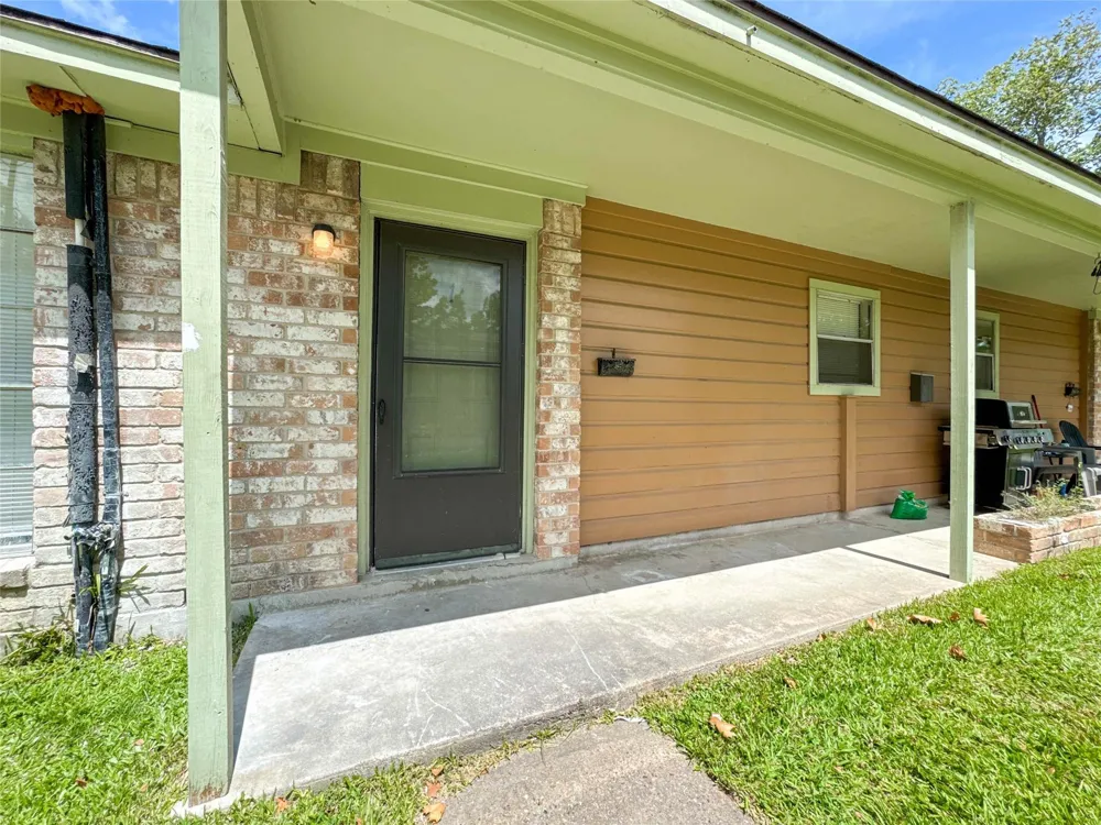 4537 Dakota Street #1 Dickinson, TX 77539
