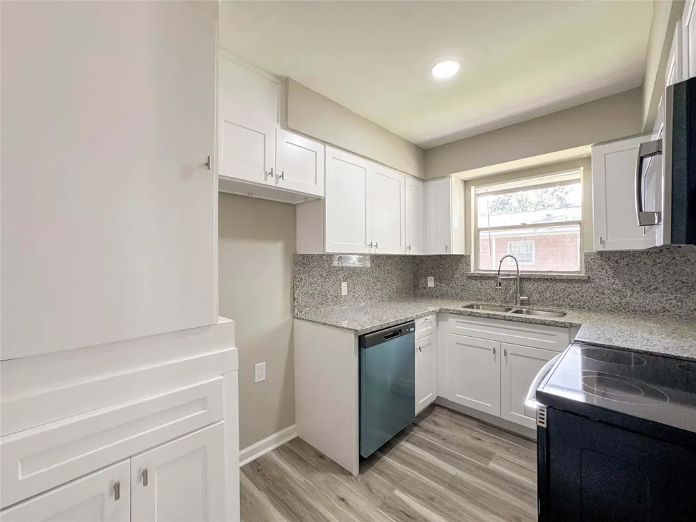 4537 Dakota Street #1 Dickinson, TX 77539