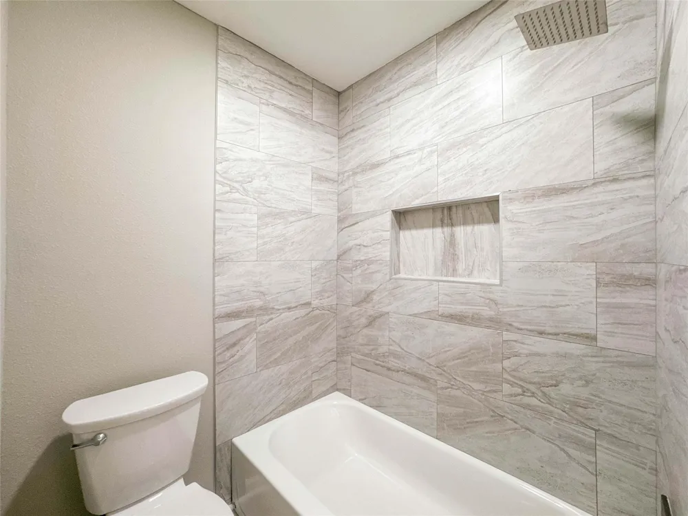 4537 Dakota Street #1 Dickinson, TX 77539