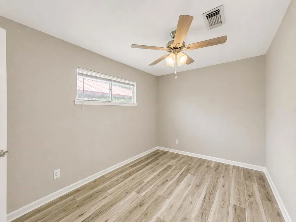 4537 Dakota Street #1 Dickinson, TX 77539