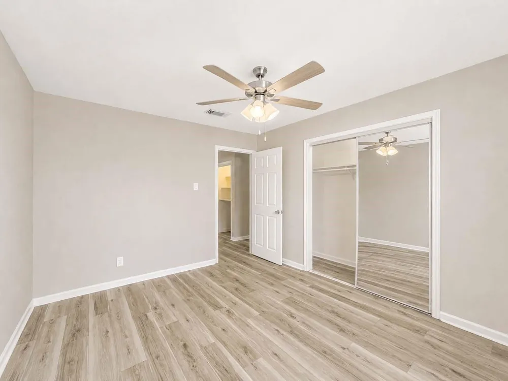 4537 Dakota Street #1 Dickinson, TX 77539