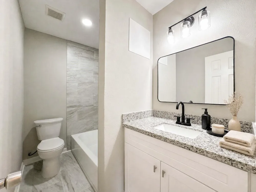 4537 Dakota Street #1 Dickinson, TX 77539