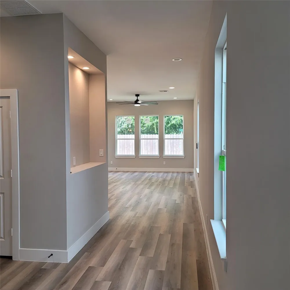 4207 Stassen Street Houston, TX 77051