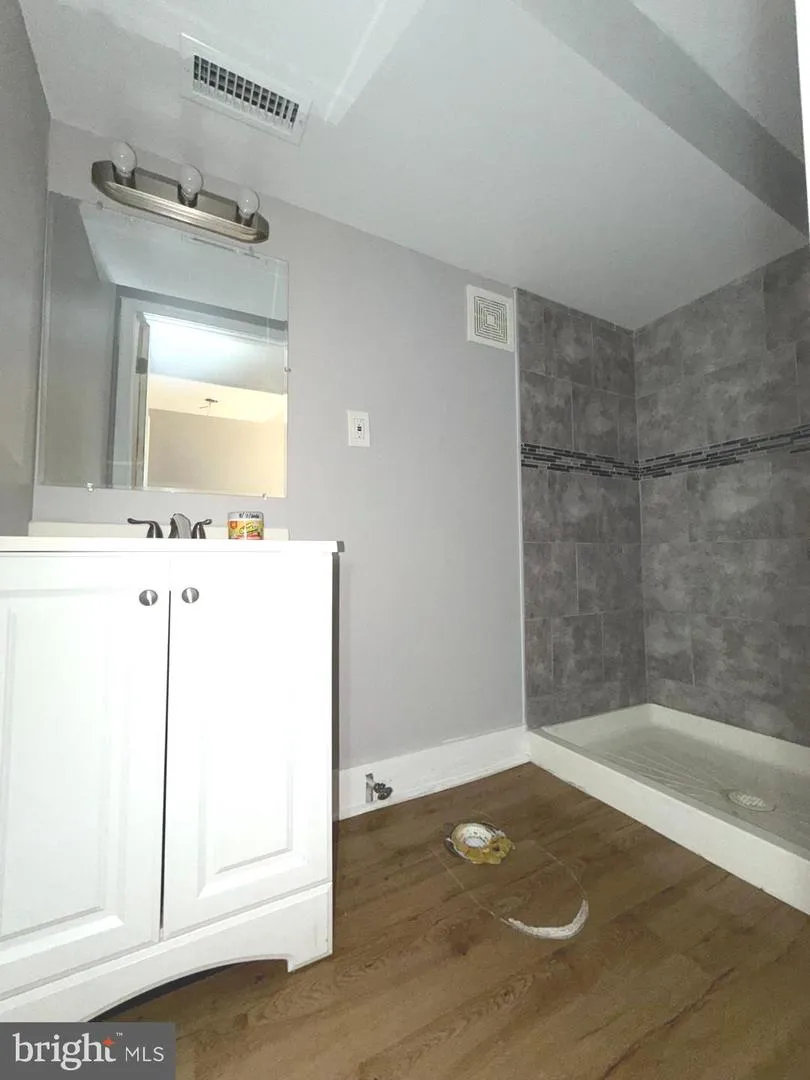 2712 E MONUMENT STREET E Baltimore, MD 21205