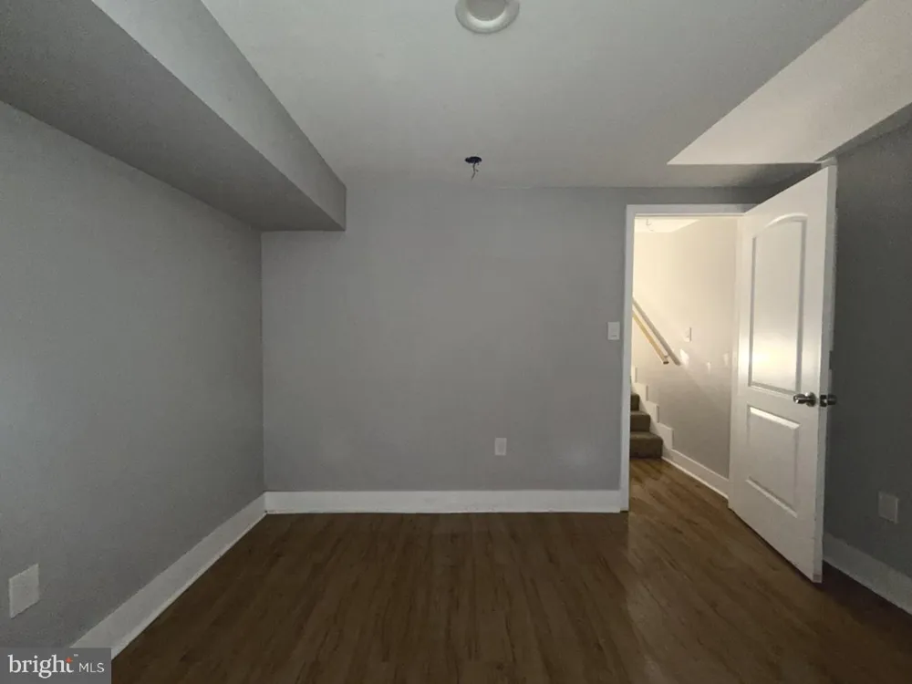 2712 E MONUMENT STREET E Baltimore, MD 21205