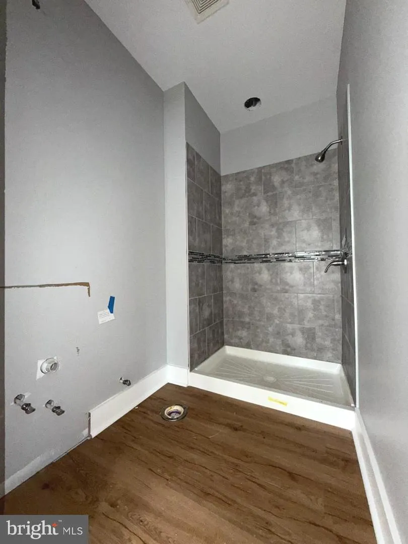 2712 E MONUMENT STREET E Baltimore, MD 21205
