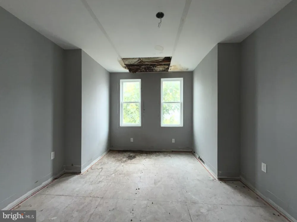 2712 E MONUMENT STREET E Baltimore, MD 21205