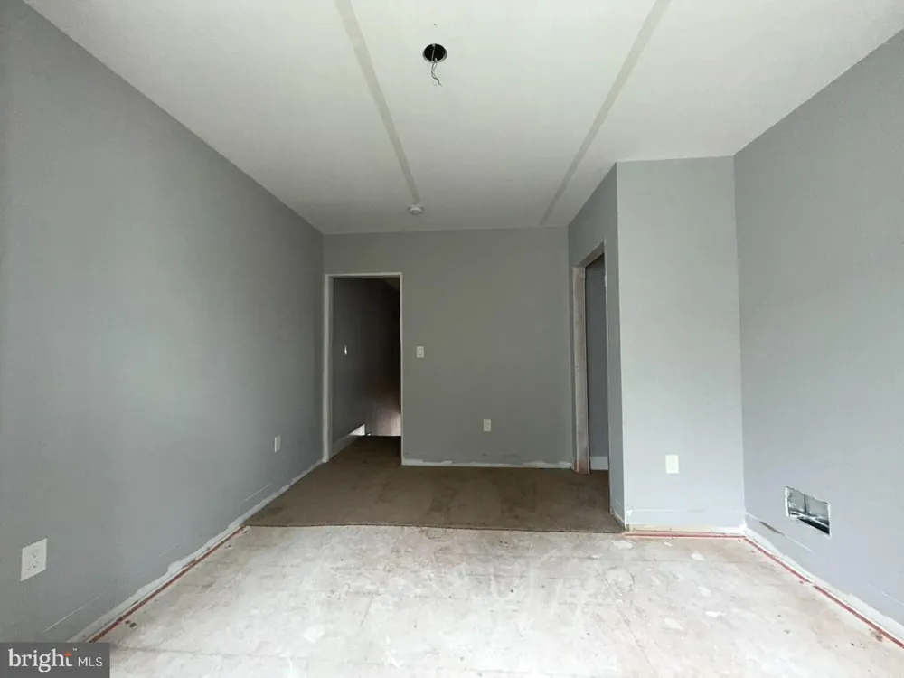 2712 E MONUMENT STREET E Baltimore, MD 21205
