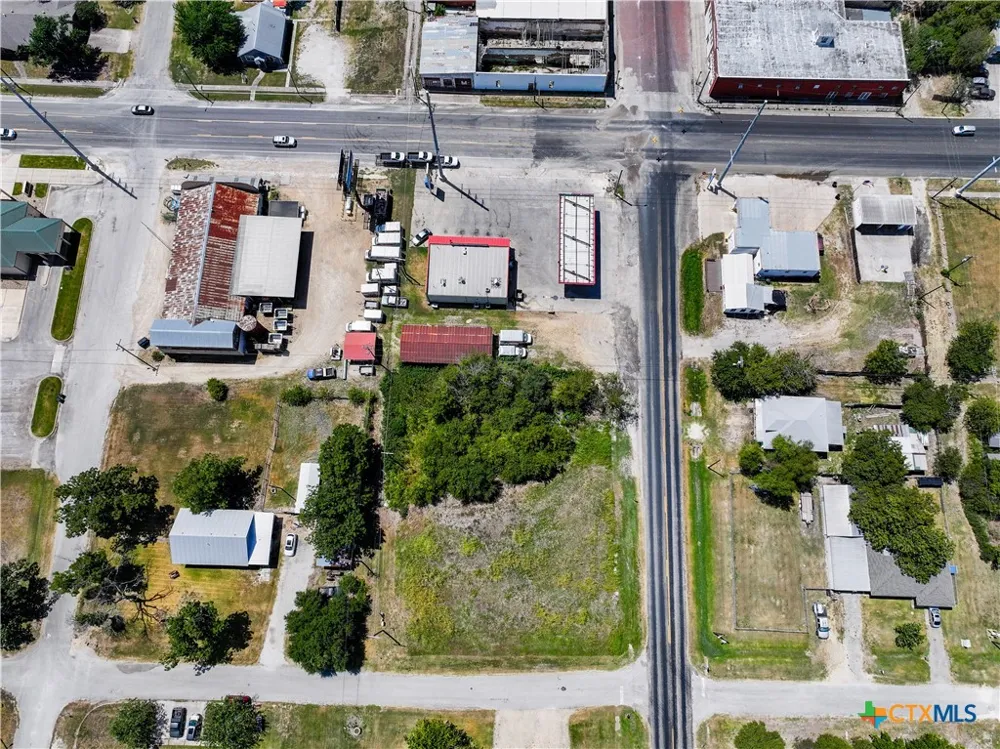 311 E Clark Street Bartlett, TX 76511
