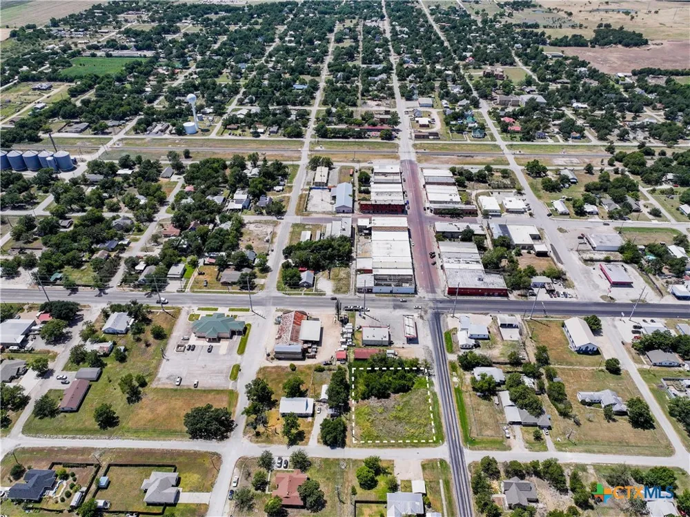 311 E Clark Street Bartlett, TX 76511