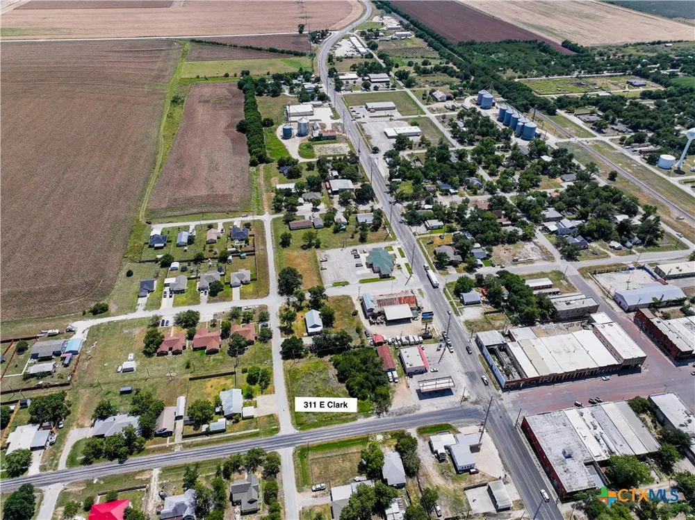 311 E Clark Street Bartlett, TX 76511
