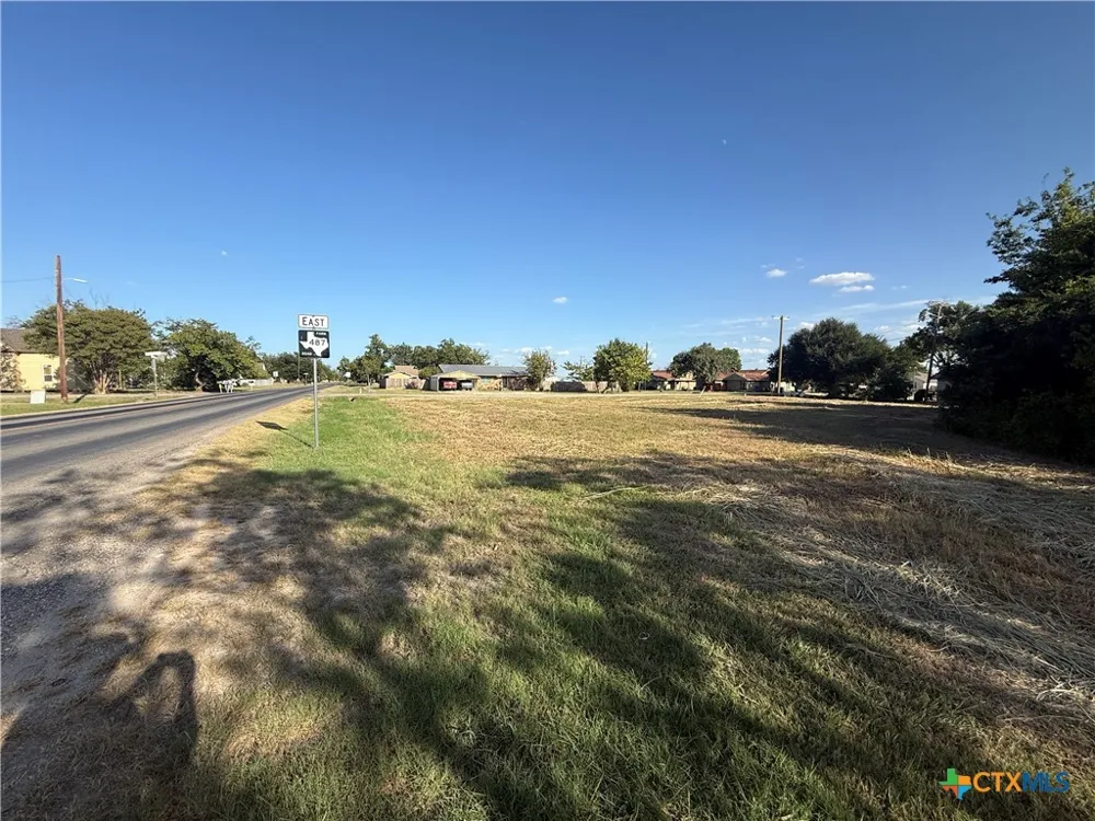 311 E Clark Street Bartlett, TX 76511