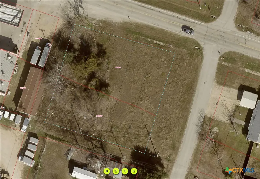 311 E Clark Street Bartlett, TX 76511