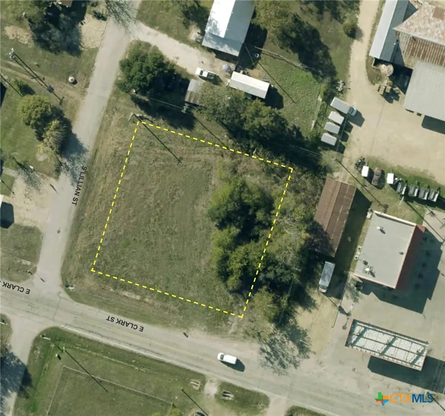 311 E Clark Street Bartlett, TX 76511