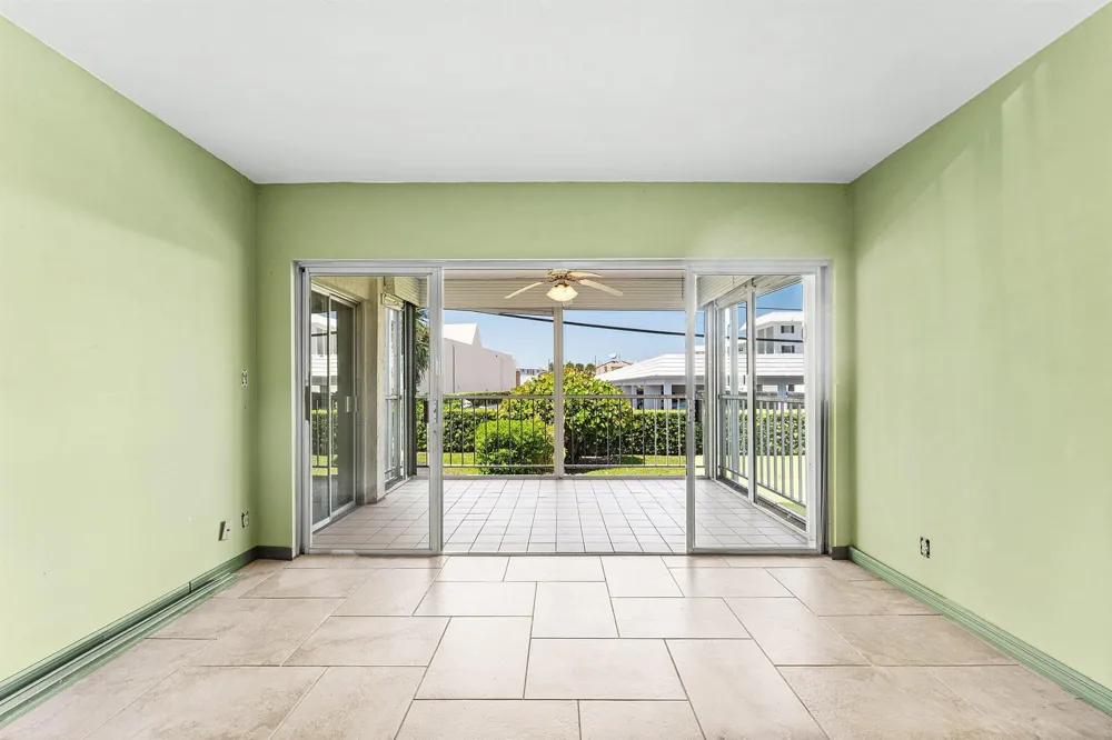 155 Yacht Club Drive #101 North Palm Beach, FL 33408