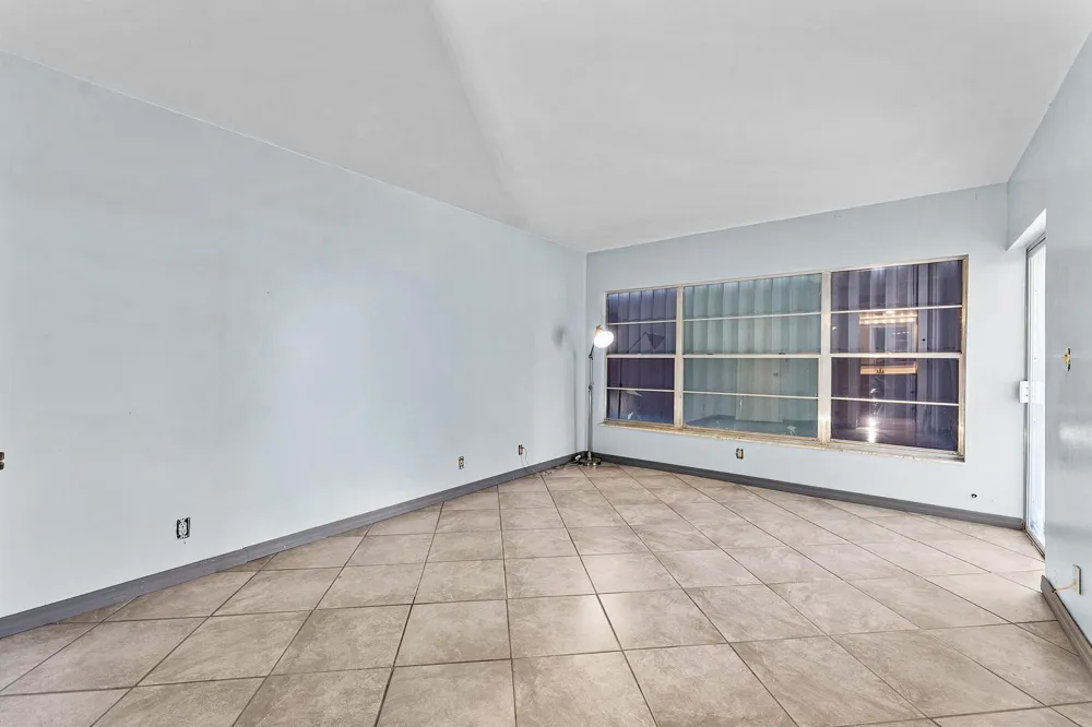 155 Yacht Club Drive #101 North Palm Beach, FL 33408