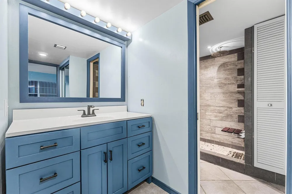 155 Yacht Club Drive #101 North Palm Beach, FL 33408