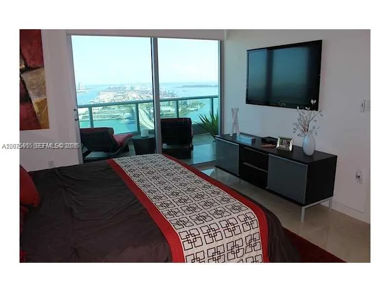 900 Biscayne Blvd #4207 Miami, FL 33132