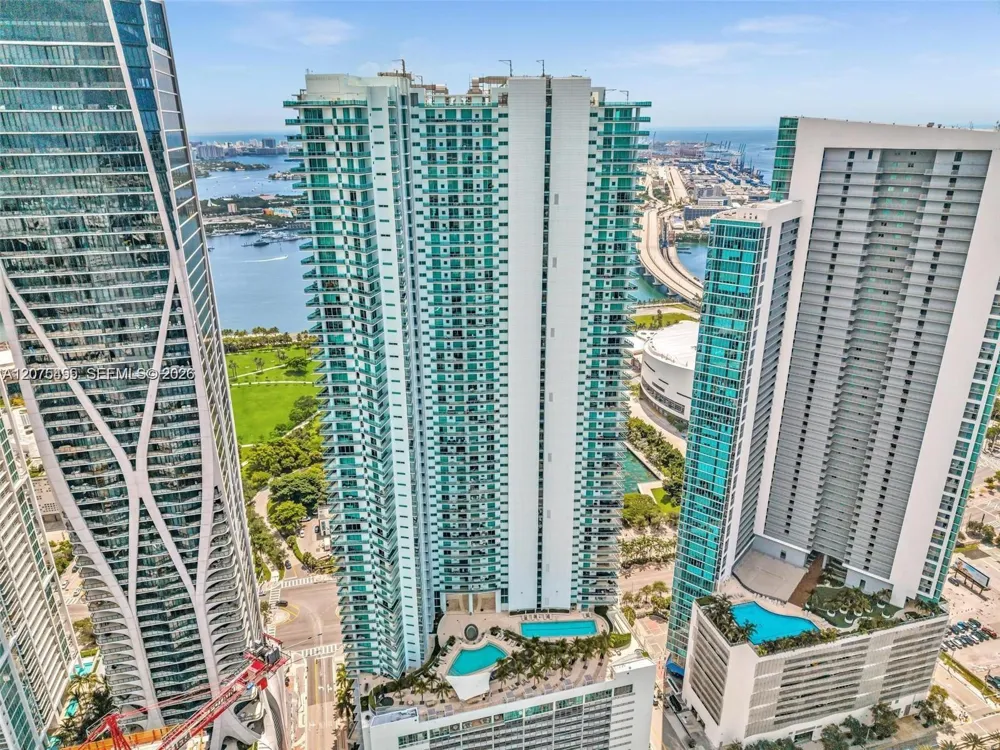 900 Biscayne Blvd #4207 Miami, FL 33132