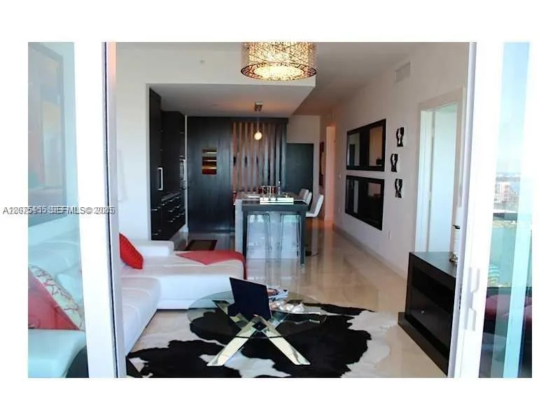 900 Biscayne Blvd #4207 Miami, FL 33132