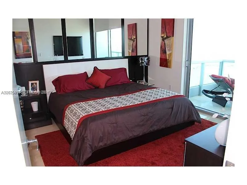 900 Biscayne Blvd #4207 Miami, FL 33132