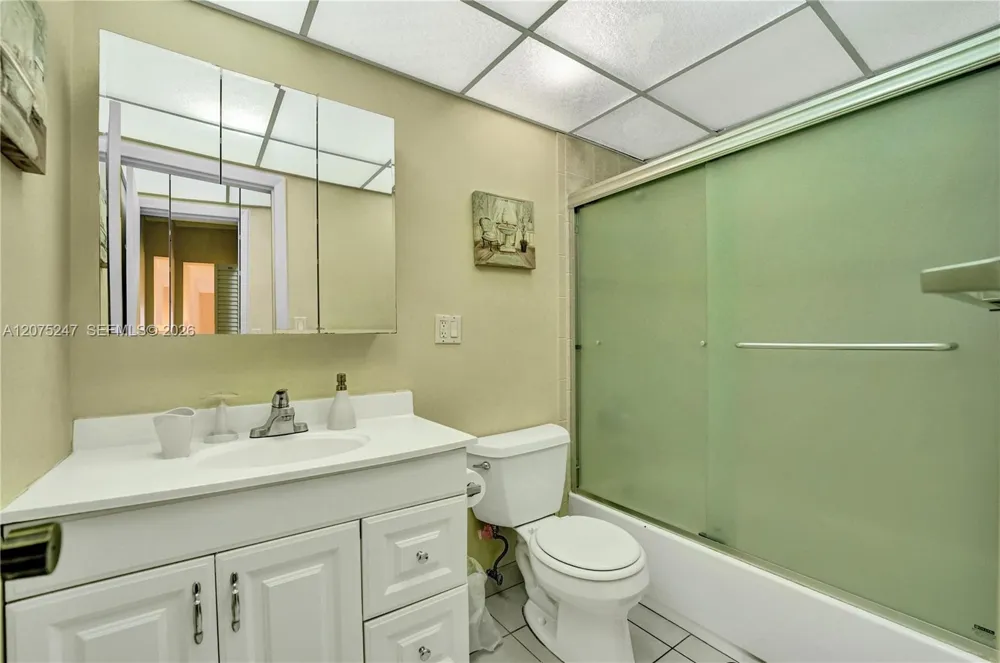 201 178th Dr #403 Sunny Isles Beach, FL 33160