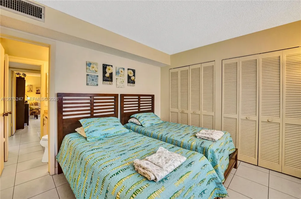 201 178th Dr #403 Sunny Isles Beach, FL 33160