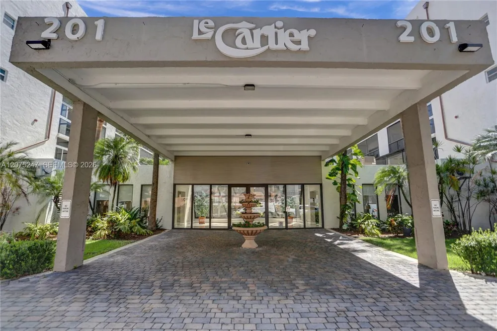 201 178th Dr #403 Sunny Isles Beach, FL 33160