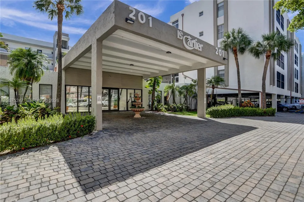 201 178th Dr #403 Sunny Isles Beach, FL 33160