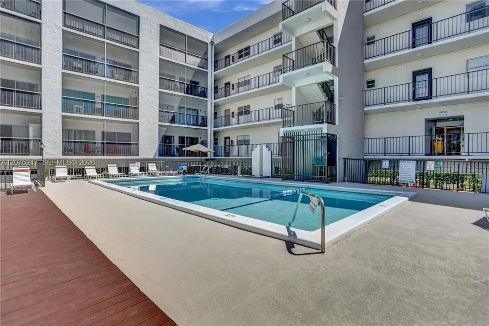 201 178th Dr #403 Sunny Isles Beach, FL 33160