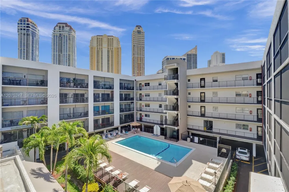 201 178th Dr #403 Sunny Isles Beach, FL 33160