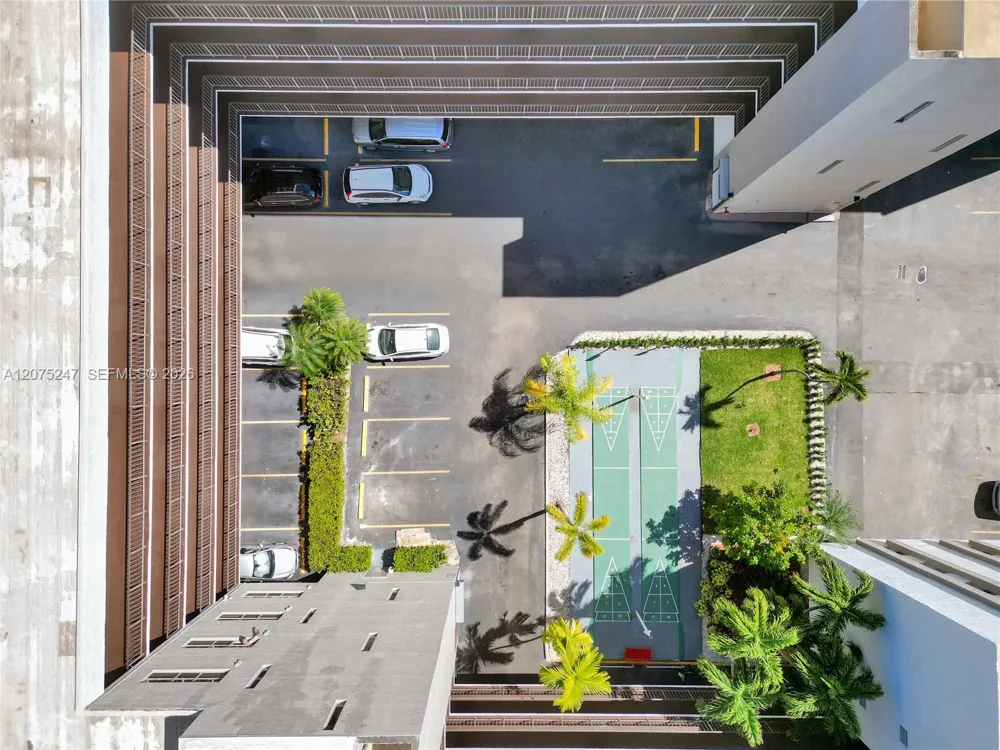 201 178th Dr #403 Sunny Isles Beach, FL 33160