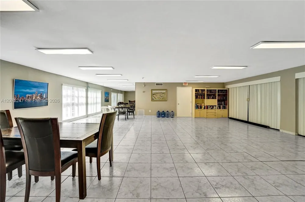 201 178th Dr #403 Sunny Isles Beach, FL 33160