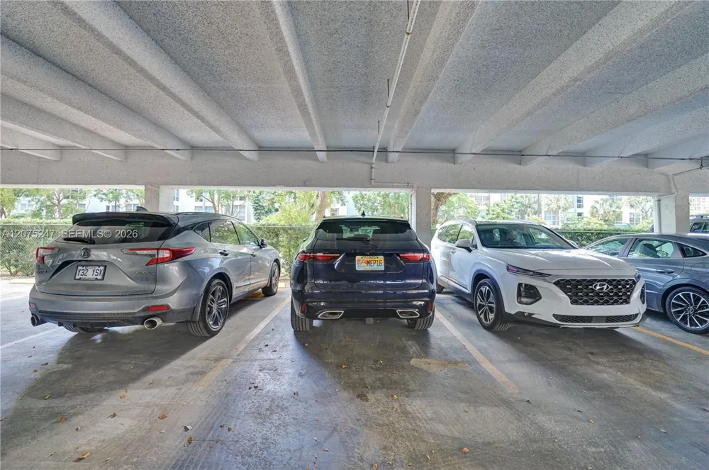 201 178th Dr #403 Sunny Isles Beach, FL 33160