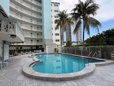 3250 NE 28TH STREET #406