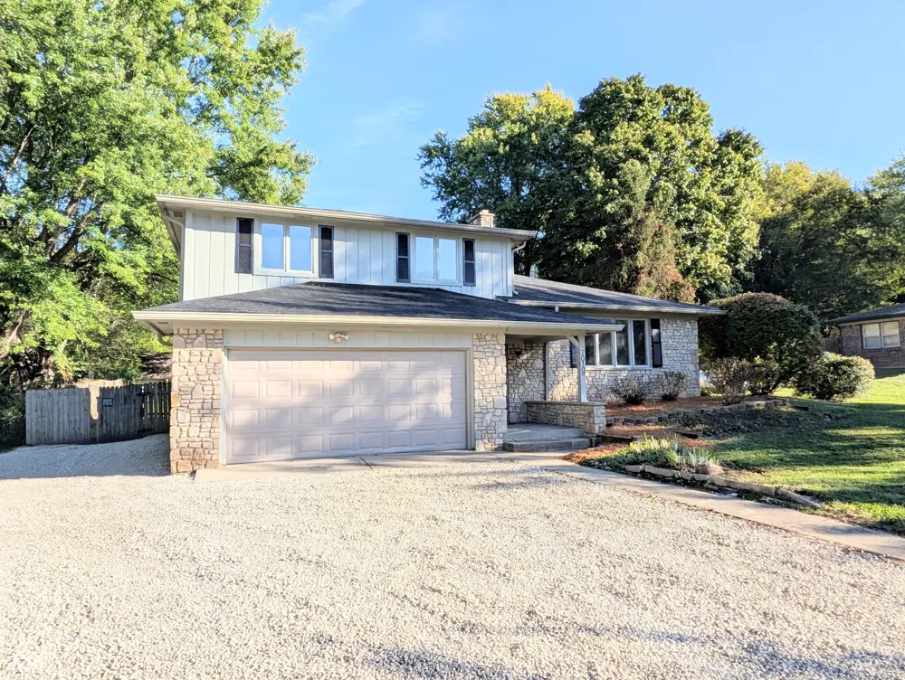 2010 Plantation Martinsville, IN 46151