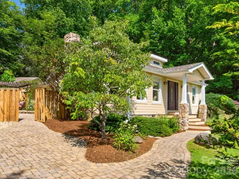 3046 Turnpike Road #7R