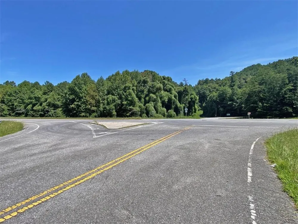 17AC Hwy 515 Ellijay, GA 30540