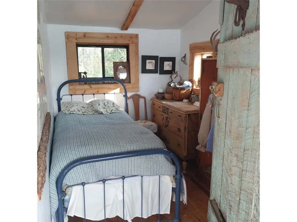 1167 Latigo Loop Hartsel, CO 80449