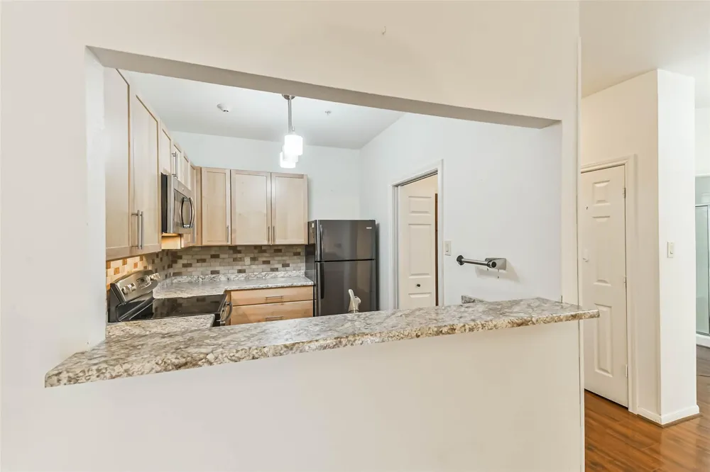 2803 Kings Crossing Drive #303 Kingwood, TX 77345