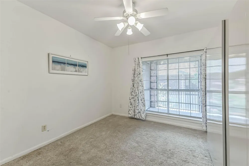 2803 Kings Crossing Drive #303 Kingwood, TX 77345
