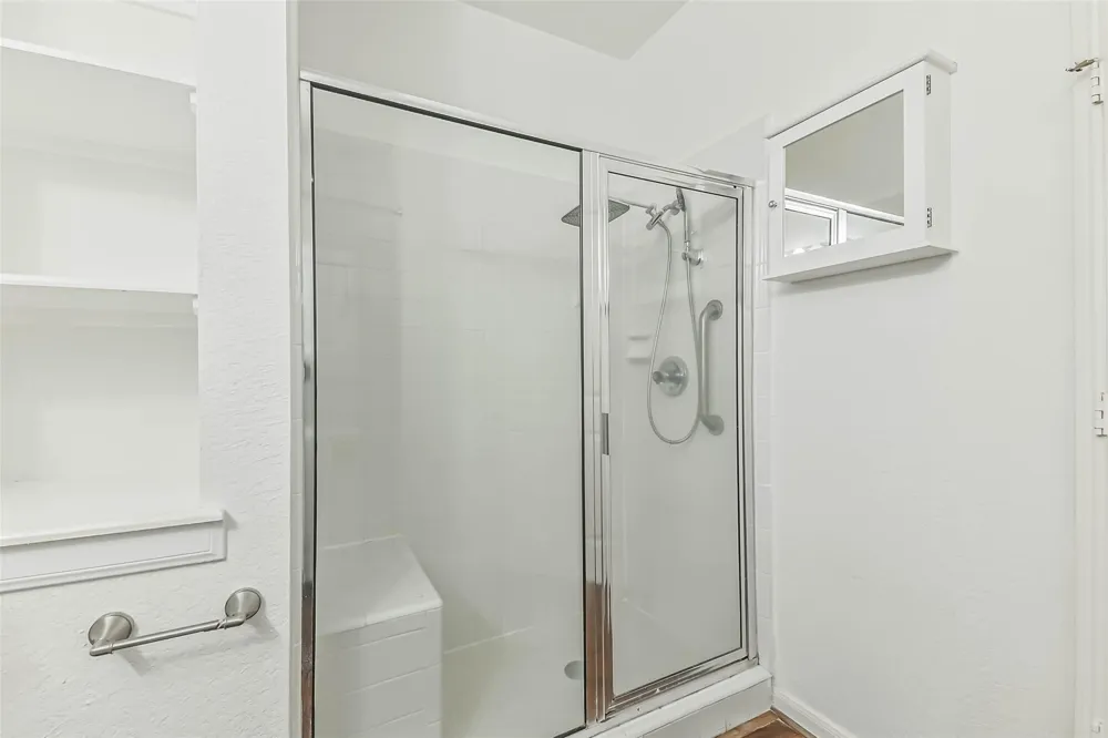 2803 Kings Crossing Drive #303 Kingwood, TX 77345