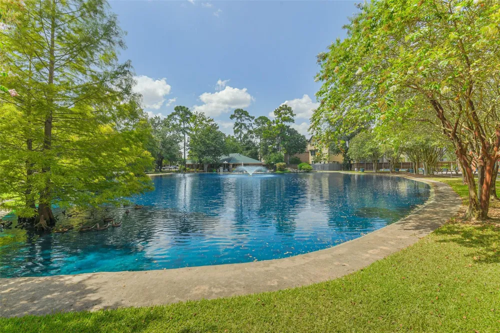 2803 Kings Crossing Drive #303 Kingwood, TX 77345