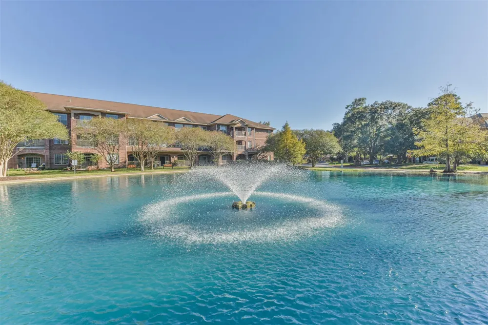 2803 Kings Crossing Drive #303 Kingwood, TX 77345